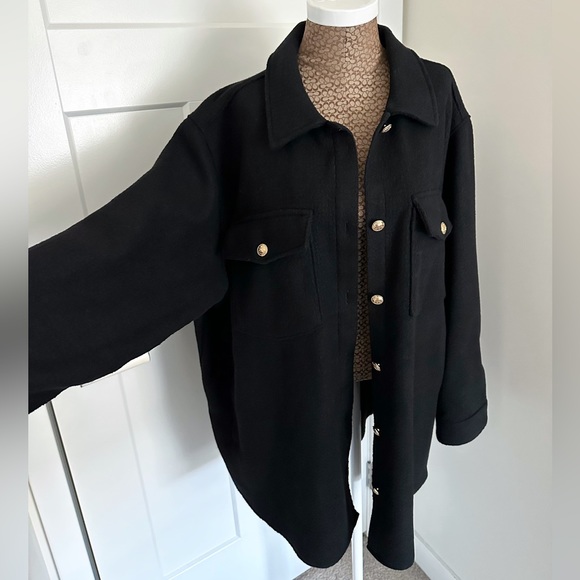 Tweed Button Oversized Shacket - Picture 3 of 4